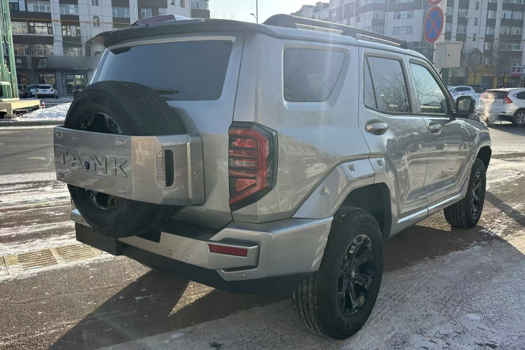 坦克400 2025款 2.4T 柴油版车身外观6005