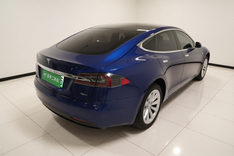 特斯拉 2017款 Model S 75D 标准续航版车身外观7
