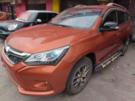 比亚迪 宋 2017款 盖世升级版 1.5TI 手动精英型