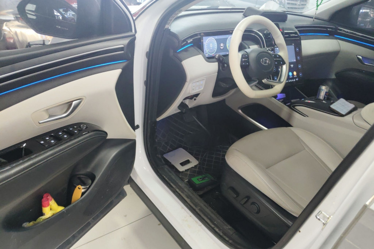 现代 2021款 途胜L 1.5T DCT TOP旗舰版中控内饰7003