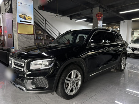 奔驰GLB 2023款 GLB 200 动感型