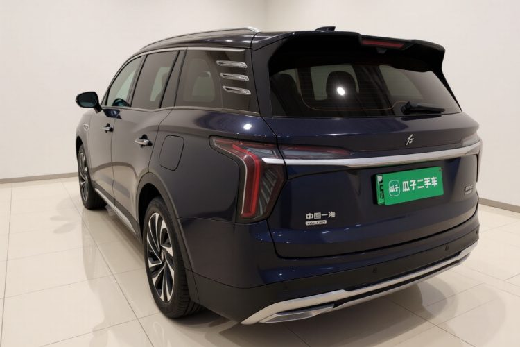 红旗HS7 PHEV 2024款 2.0T PHEV 四驱旗畅版 7座车身外观5
