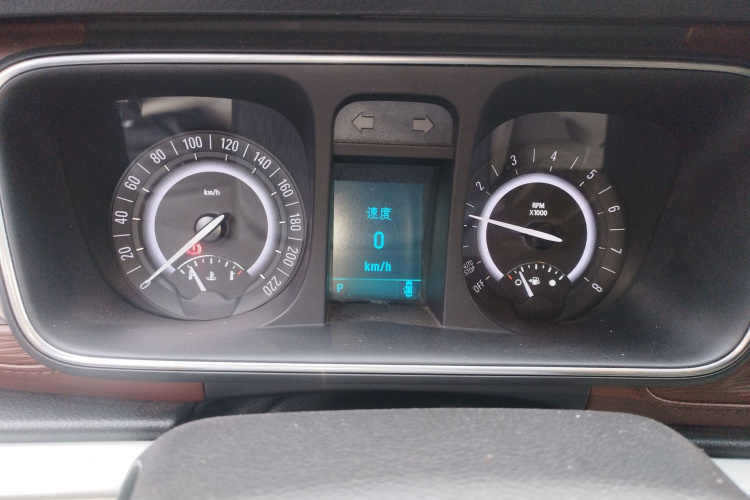 别克GL8 2018款 28T 豪华型 国VI局部细节14