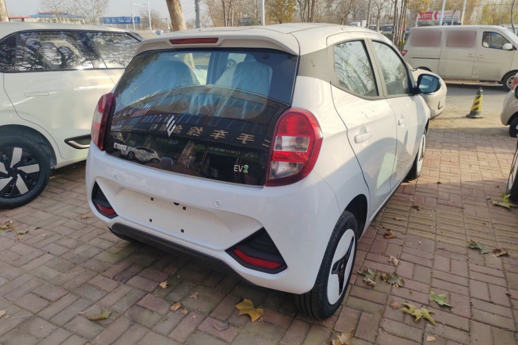 江铃集团新能源 易至EV2 2026款 PLUS+ 舒适型车身外观7