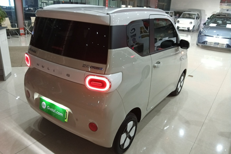 五菱汽车 宏光MINIEV 2024款 第三代 215km 进阶版车身外观7
