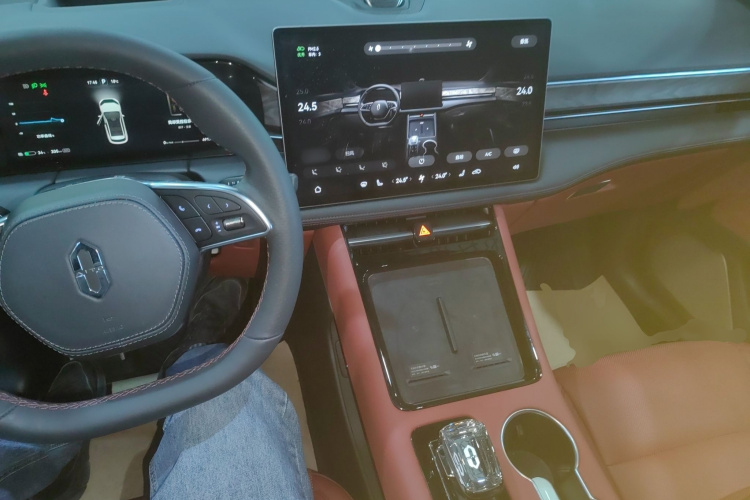 鸿蒙智行 问界M5 2023款 纯电后驱智驾版中控内饰7002