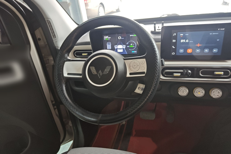 五菱汽车 宏光MINIEV 2024款 第三代 215km 进阶版局部细节13