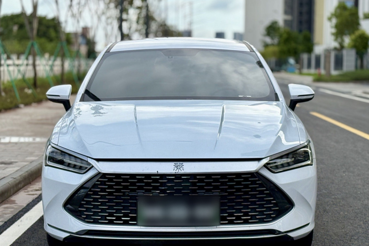 比亚迪 秦PLUS 2023款 冠军版 DM-i 55KM领先型车身外观6003