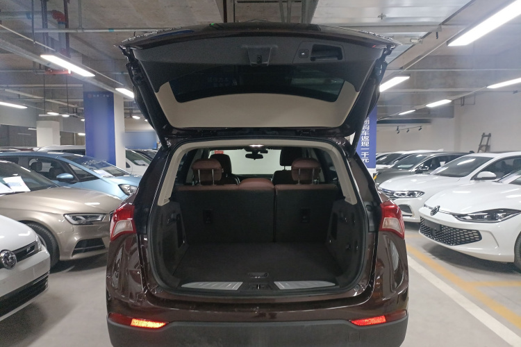 别克 昂科威 2018款 28T 四驱精英型机舱底盘23