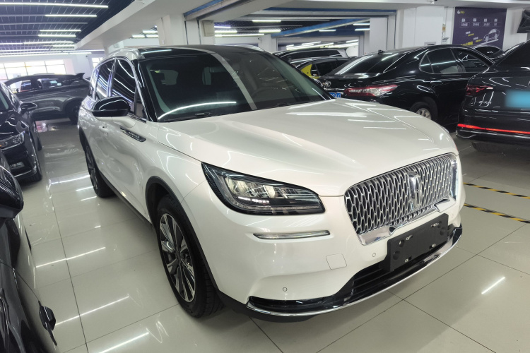 林肯 冒险家 2022款 2.0T 两驱尊雅版车身外观6002