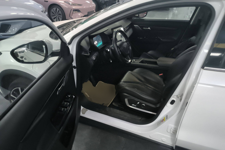 小鹏G3 2019款 尊享版中控内饰20