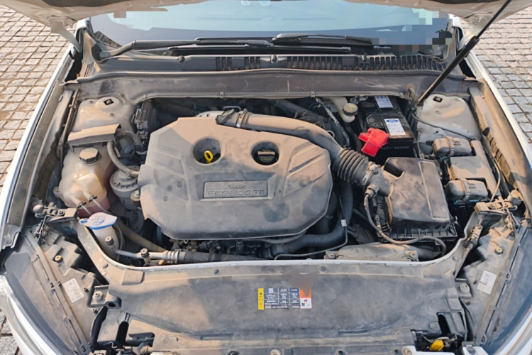 福特 蒙迪欧 2013款 2.0L GTDi200时尚型局部细节24