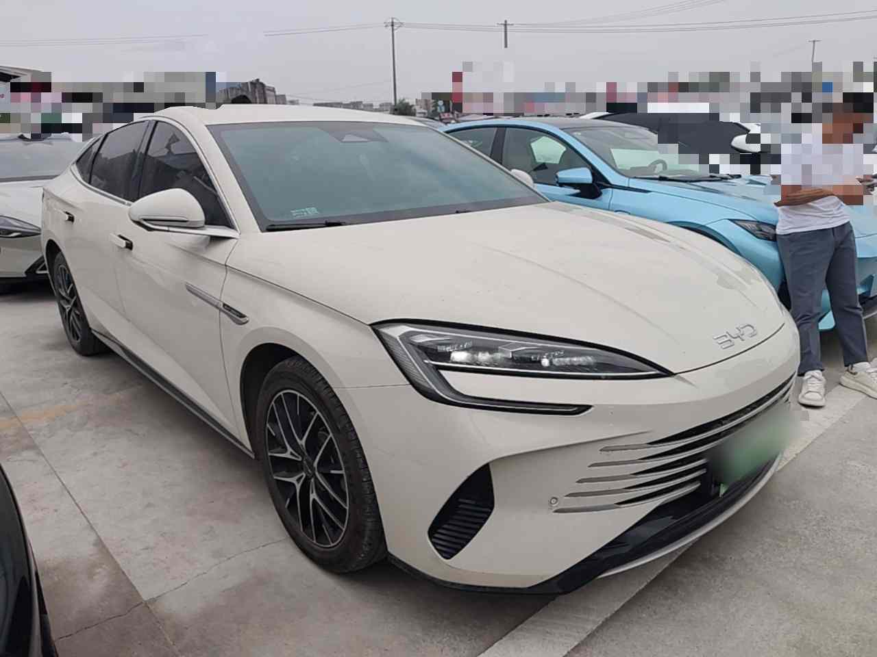 比亚迪 海豹07 DM-i 2025款 DM-i 1.5L 125km 精英型(5)