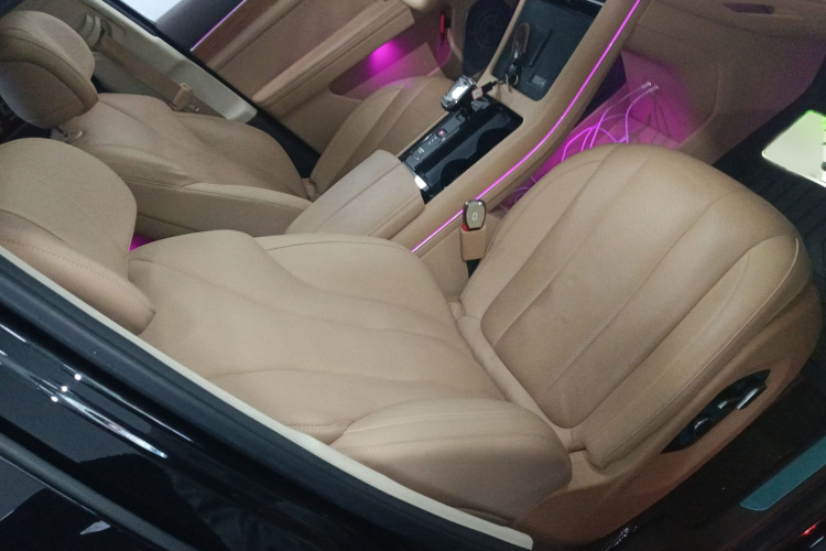 鸿蒙智行 问界M7 2024款 1.5T 智驾四驱Max版 5座局部细节41