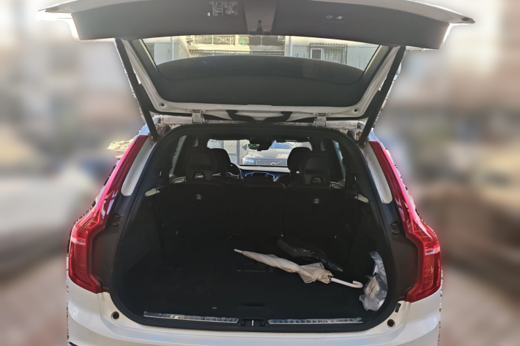 沃尔沃XC90 2021款 B5 智行豪华版 7座中控内饰23