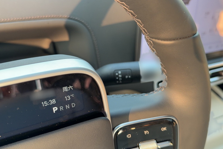 理想汽车 理想L6 2025款 Pro 智能焕新版局部细节18