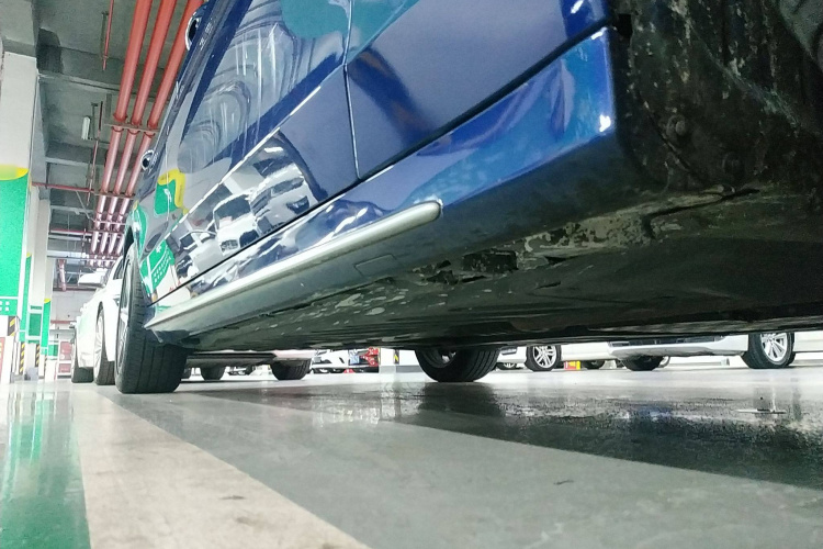 奔驰C级 2018款 C 180 L 时尚型运动版局部细节9001