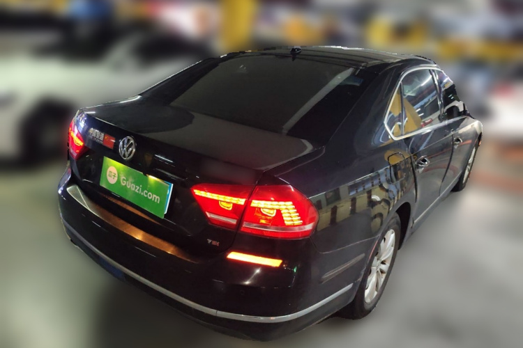大众 帕萨特 2013款 1.8TSI DSG尊荣版车身外观6005