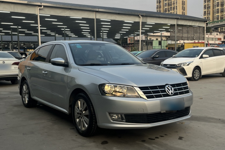 大众 朗逸 2013款 改款 1.4TSI DSG舒适版车身外观6003