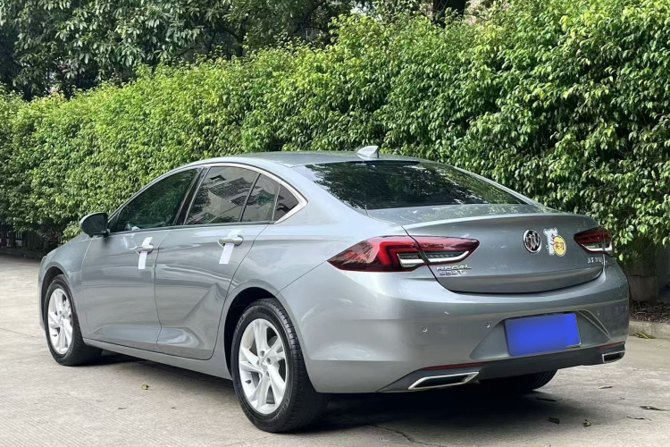 别克 君威 2023款 552T 智享型车身外观6005