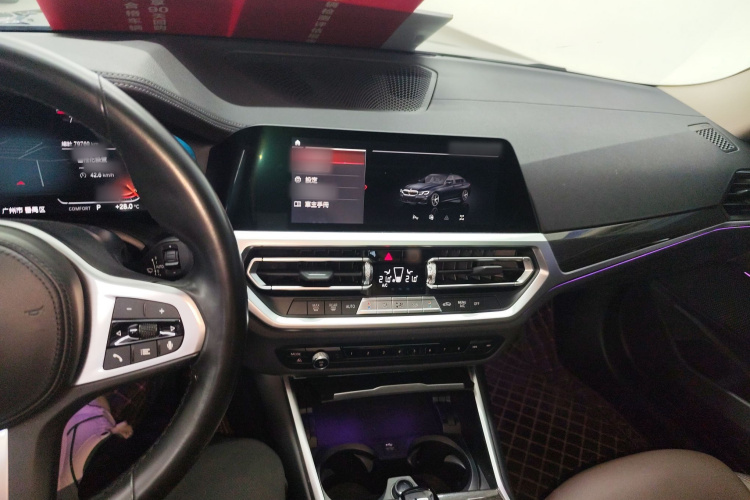 宝马3系 2022款 325Li M运动套装中控内饰7002