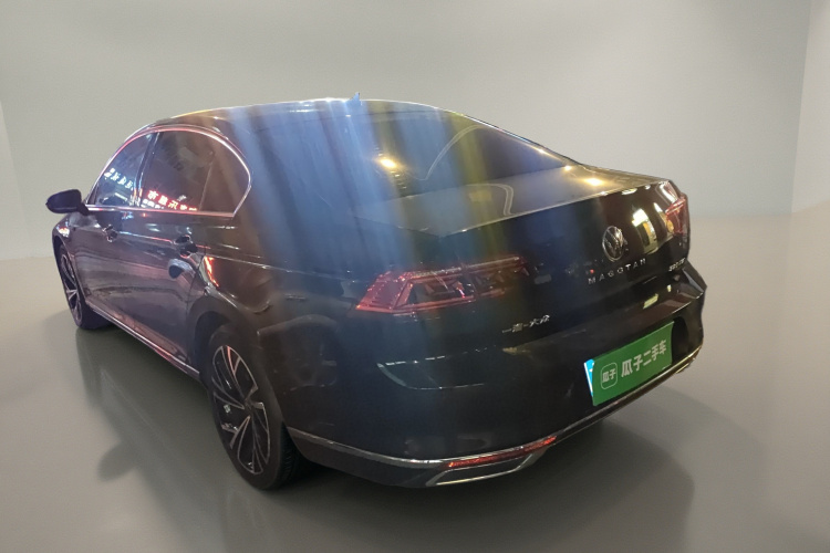 大众 迈腾 2020款 330TSI DSG 豪华型车身外观5