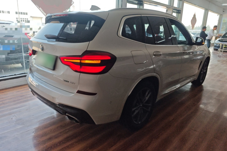 宝马X3 2020款  xDrive28i M运动套装车身外观6005
