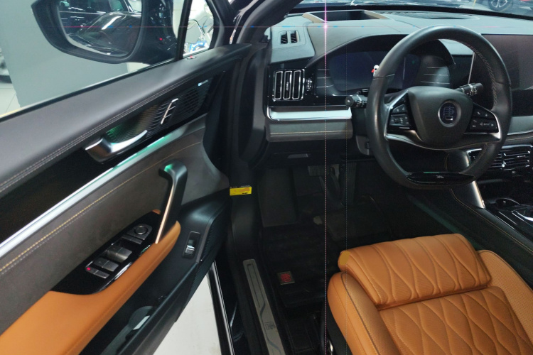 比亚迪 唐新能源 2022款 DM-p 215KM 四驱旗舰型中控内饰20