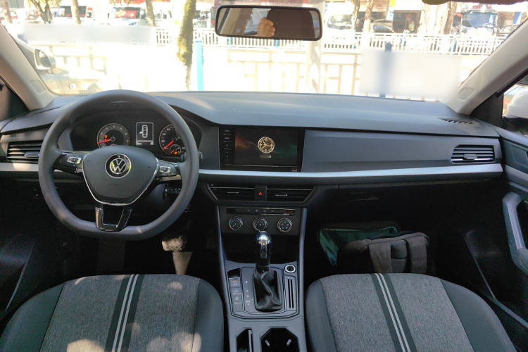 大众 朗逸 2021款 1.5L 自动风尚版中控内饰12