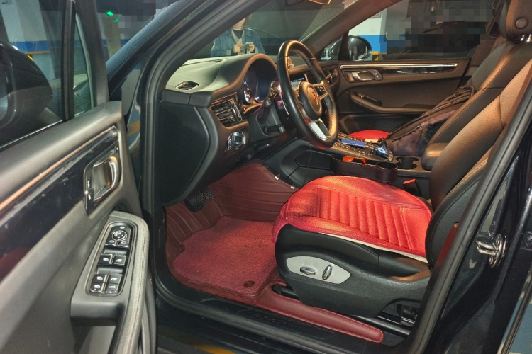 保时捷 2020款 Macan 2.0T中控内饰20