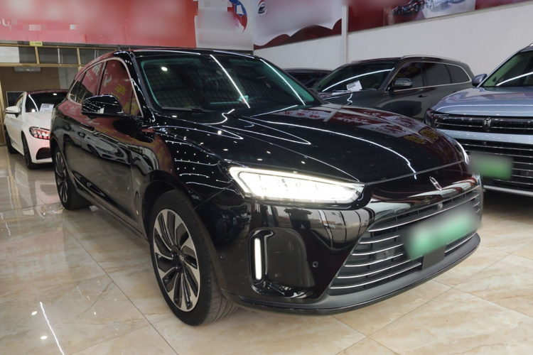 鸿蒙智行 问界M5 2022款 增程四驱性能版车身外观3