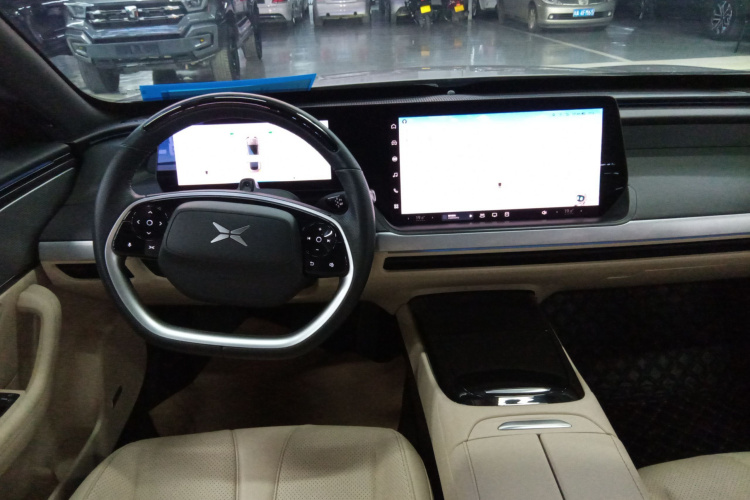 小鹏P7 2020款 670E局部细节13