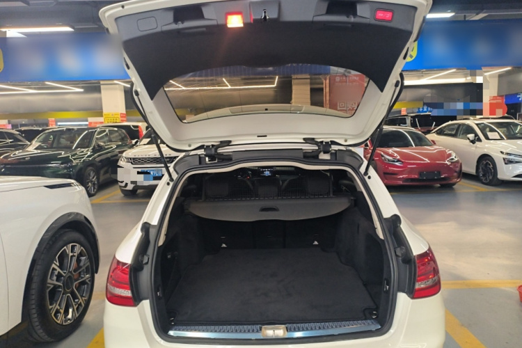 奔驰C级(进口) 2015款 C 200 旅行轿车局部细节23