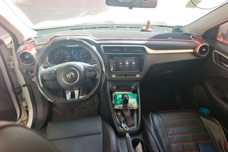 名爵ZS 2017款 16T 自动旗舰互联网版中控内饰12