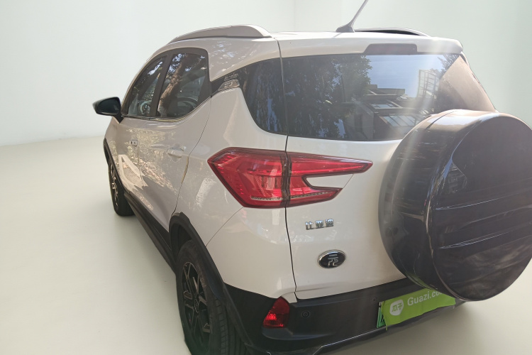 比亚迪 元Pro 2021款 401KM 尊贵型车身外观5