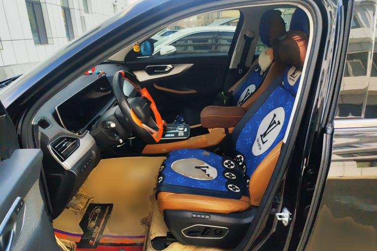 北京汽车 北京X7 2020款 1.5TD DCT致领版中控内饰19