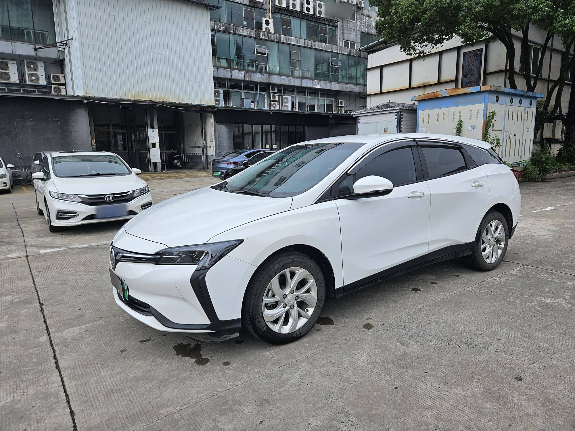 2023款 微蓝6 430km 出行版图片