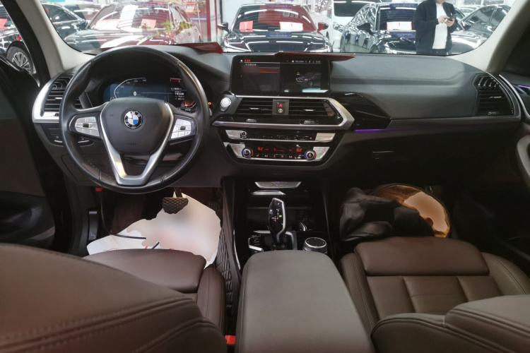 宝马X3 2021款 xDrive25i 豪华套装中控内饰12