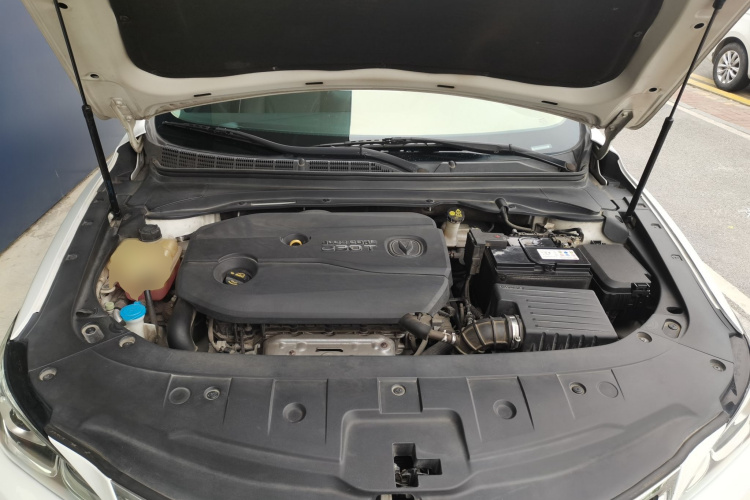 长安 睿骋CC 2018款 1.5T 自动豪雅型 国V机舱底盘24