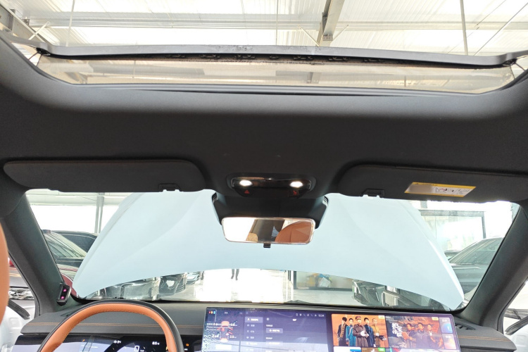 哪吒汽车 哪吒L 2024款 增程 220 闪充版局部细节22