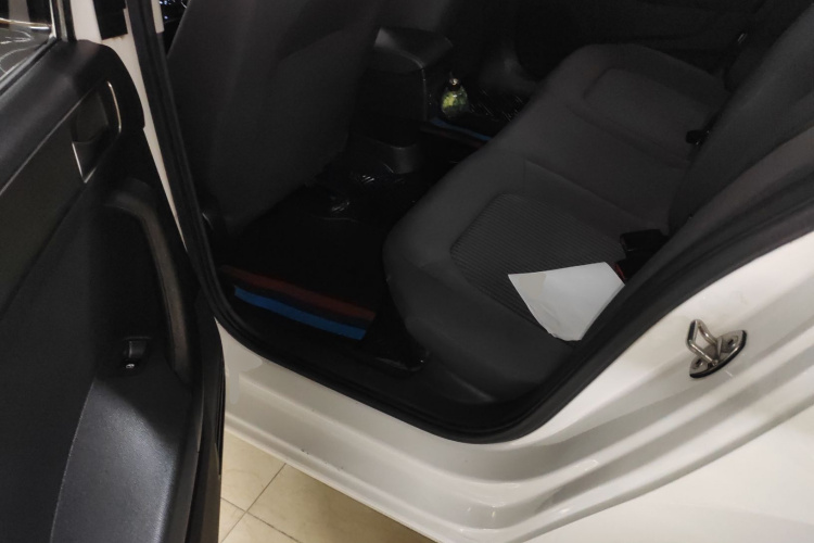 大众 桑塔纳 2021款 1.5L 手动风尚版中控内饰21