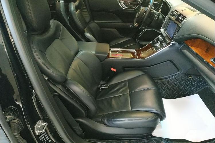 林肯大陆 2017款 3.0T 四驱尊耀版局部细节41