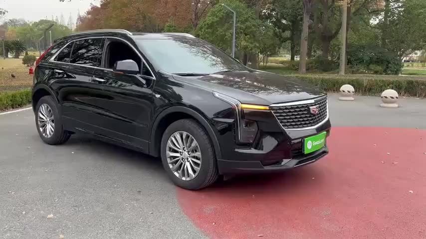 凯迪拉克XT4 2024款 改款 28T 两驱豪华型实拍1