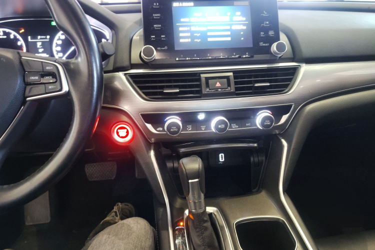 本田 雅阁 2018款 260TURBO 精英版 国VI中控内饰7002