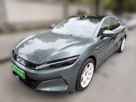 比亚迪 汉L 2025款 EV 四驱激光雷达旗舰型