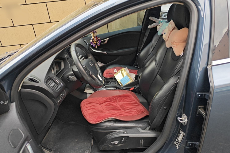 沃尔沃V40 2017款 T3 智雅版中控内饰19