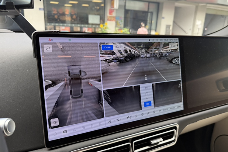 理想汽车 理想L9 2024款 Ultra中控内饰7009