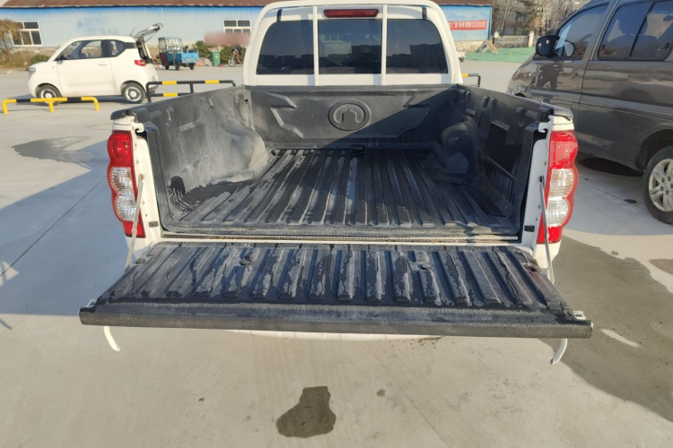 长城 风骏5 2021款 1.5T两驱干饭版超值型1820mm货箱GW4G15K机舱底盘23