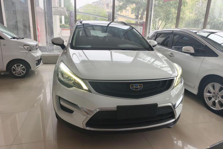 吉利汽车 帝豪GS 2016款 运动版 1.8L 手动领尚型车身外观2