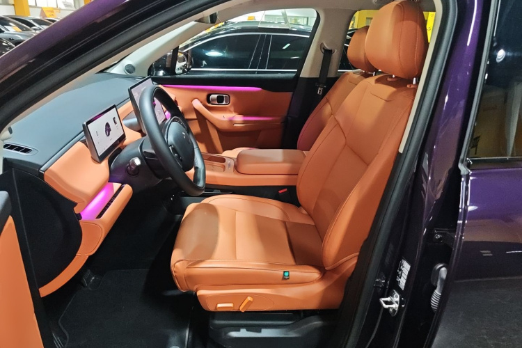 零跑汽车 零跑C16 2024款 增程 200激光雷达版中控内饰19